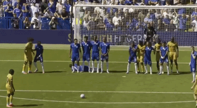 的任意球正, 赛季英超第, dingy