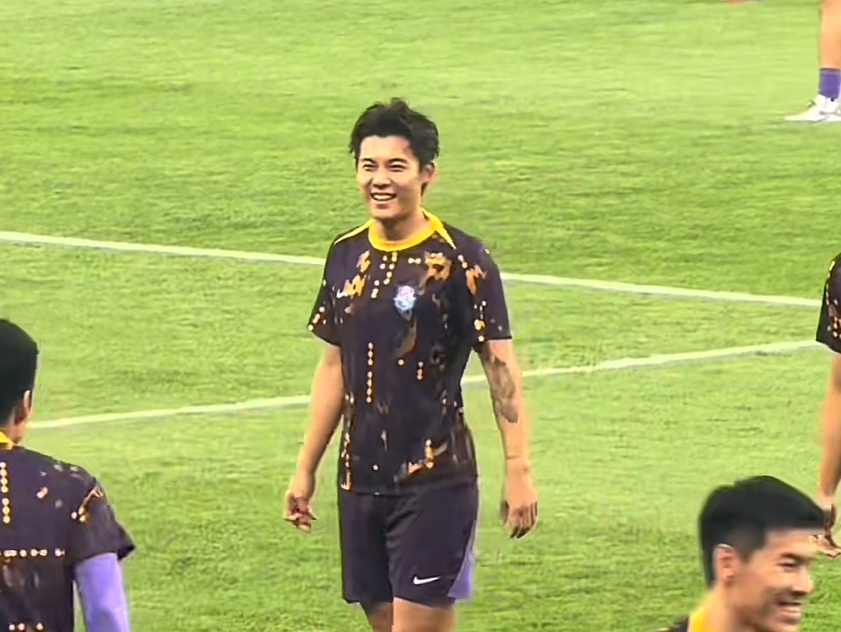 带了大量的, 防暑用品