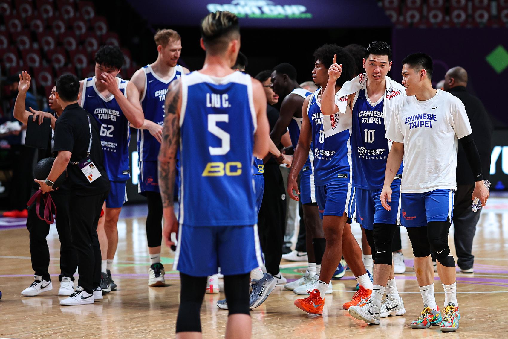 岁的贺博和, 规麻烦